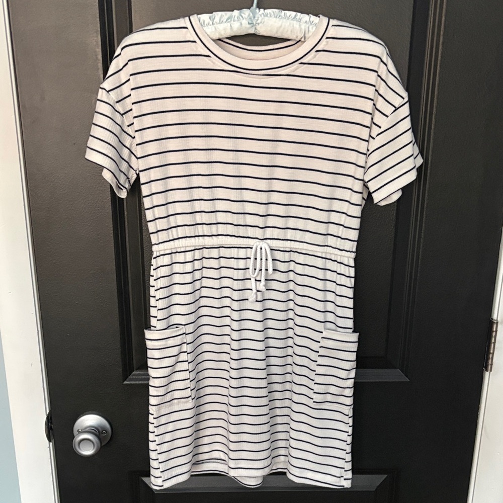 Copper Key size large girls dress white with blue stripes short sleeve